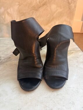 Vince Black Open-Toe Leather Ankle Heels